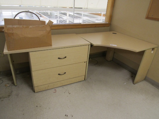 CORNER DESK W/FILE CABINET