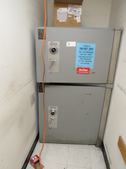 GARY 2-DOOR SAFE - LOCKED IN OPEN POSITION - NO COMBO