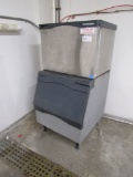 SCOTSMAN C0330SA-1B SELF-CONTAINED ICE MAKER WITH BIN