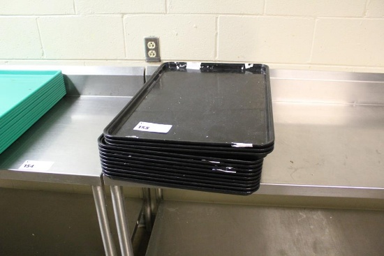 BLACK PLASTIC TRAYS