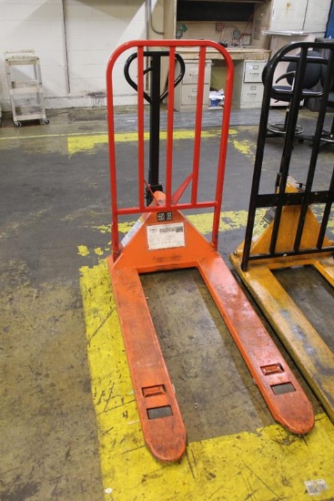 MANUAL PALLET JACK