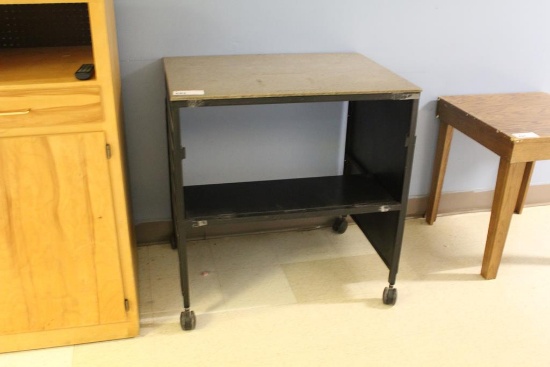 26IN X 36IN ROLLING TABLE
