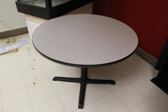 42IN. ROUND TABLES