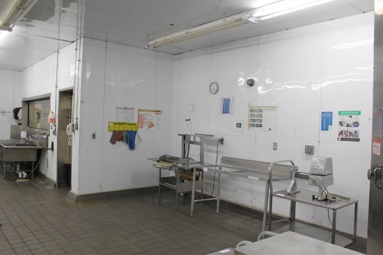 APPROXIMATELY 44FT X 20FT MISC. WALK IN MEAT PREP PANELS