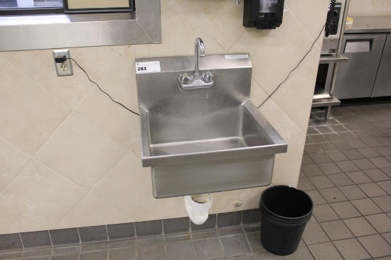 STAINLESS STEEL HAND SINK