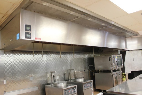 17FT X 65IN STAINLESS STEEL EXHAUSE HOOD W/ RETURN AIR AND BUILT IN ANSUL SYSTEM