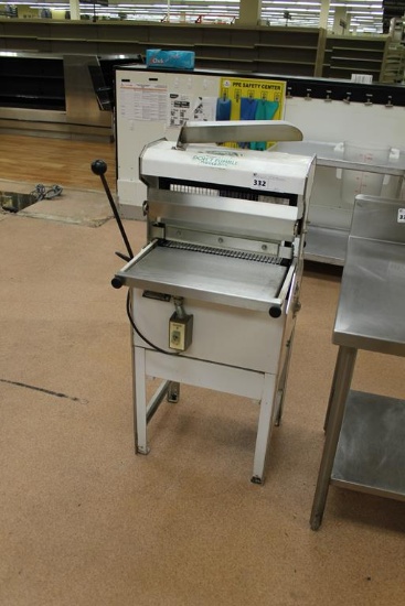 OLIVER 777 BREAD SLICER