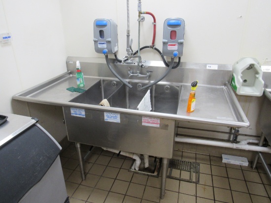 72-INCH 3-COMPARTMENT SINK