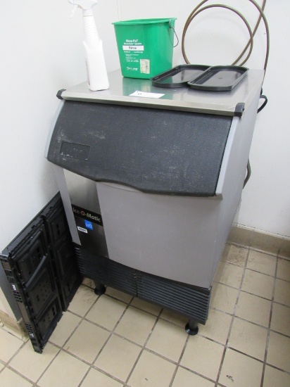 ICE-O-MATIC SELF-CONTAINED ICE CUBER W/BIN ICEU220HA3 115V