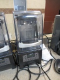 VITAMIX BLENDER WITH PITCHER VM0145