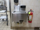 STAINLESS STEEL HAND SINK