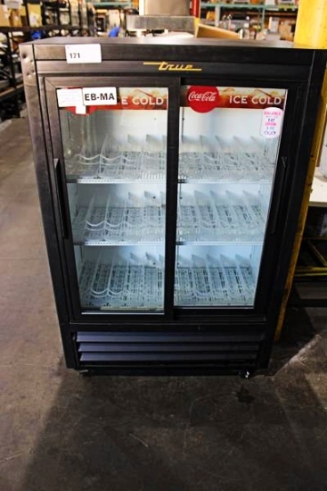 TRUE GDM-33SSL-54-LD SELF CONTAINED 2-SLIDE DOOR COOLER