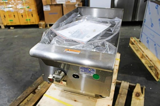 NEW CECILWARE PRO GCP15 15IN. GAS FLAT GRILL