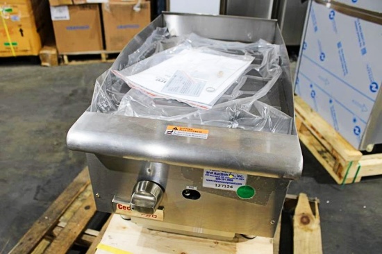 NEW CECILWARE PRO GCP15 15IN. GAS FLAT GRILL