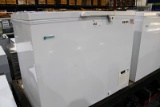 NEW SCRATCH & DENT FL COLD UNI 21 SELF CONTAINED 41IN. CHEST FREEZER