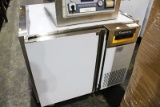NEW PREPRITE PPT48 SELF CONTAINED 38IN. 1-DOOR UNDERCOUNTER COOLER