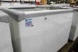 NEW SCRATCH & DENT FLOOR MODEL DISPLAY EXCELLENCE EDC-8-HC SELF CONTAINED 47IN. SLIDE TOP FREEZER