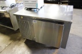 4FT SELF CONTAINED 1-DOOR UNDERCOUNTER COOLER