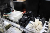 1 LOT - MISC LOT OF DELI CUPS AND BOWLS, FOOD BASKETS, SERVING TRAYS, AND RAMEKINS