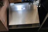 30IN. STAINLESS STEEL RECEIVING DESK