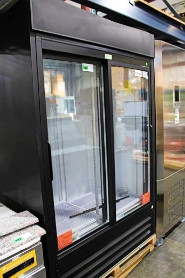 NEW SCRATCH & DENT EXCELLENCE VR-45-SLD SELF CONTAINED 2-SLIDE DOOR COOLER 2017 - MISSING FACTORY LI