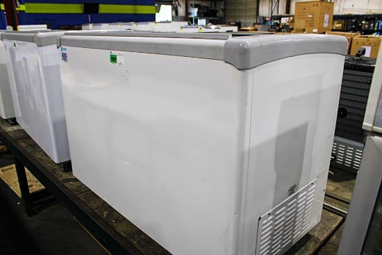 NEW SCRATCH & DENT FLOOR MODEL DISPLAY EXCELLENCE EDC-8CHC SELF CONTAINED 47IN. SLIDE TOP FREEZER 20