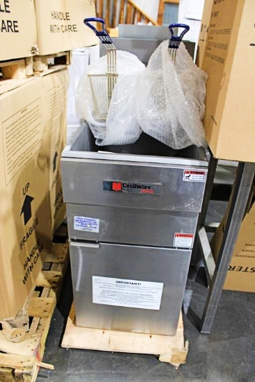 NEW CECILWARE PRO FMS403NAT 40LB NATURAL GAS DEEP FRYER
