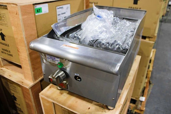 NEW CECILWARE PRO CCP15 15IN. GAS CHAR GRILL