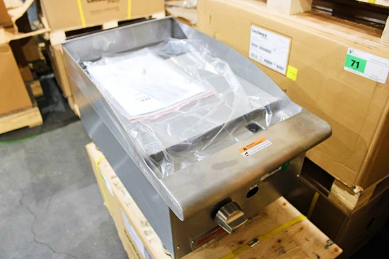 NEW CECILWARE PRO GCP15 15IN. GAS FLAT GRILL