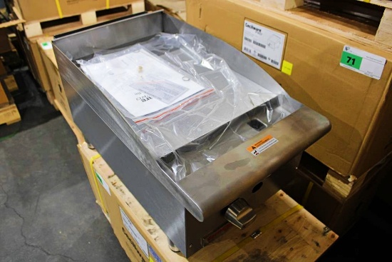 NEW CECILWARE PRO GCP15 15IN. GAS FLAT GRILL