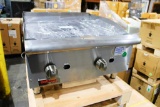 NEW CECILWARE PRO GCP24 24IN. GAS FLAT GRILL