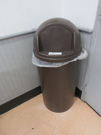 RUBBERMAID TORPEDO TRASH CANS