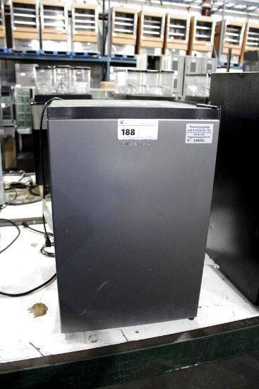 17in Hisense Undercounter Refrigerator