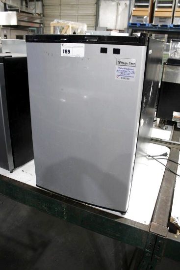 20in Magic Chef Undercounter Refrigerator
