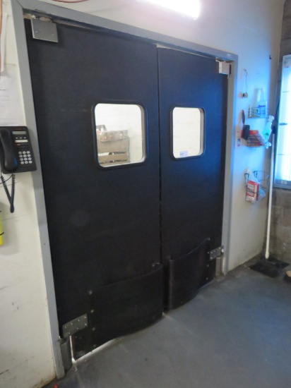 72X84 SWINGING DOORS W/HARDWARE