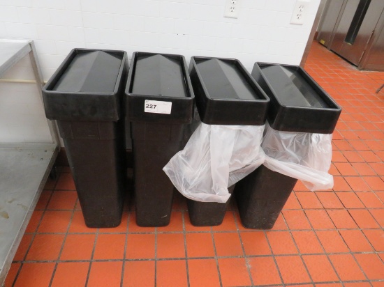 23-GALLON RECTANGLE TRASH CANS