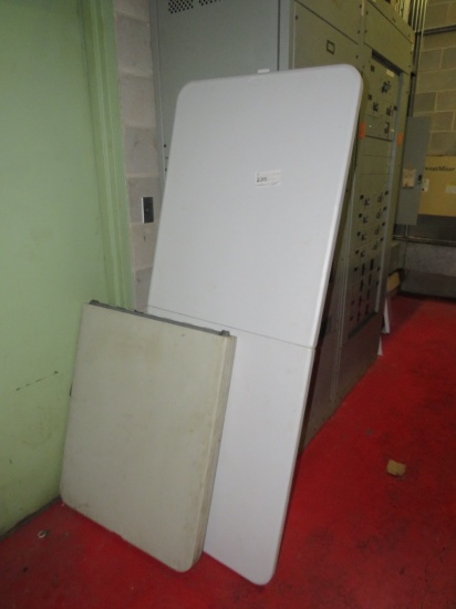 6FT FOLDING TABLE
