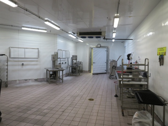 15X30X10 WALK-IN MEAT COOLER / 15X40 PREP - NO COMPRESSOR