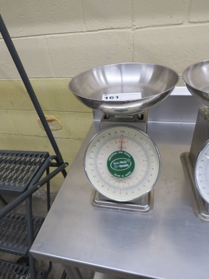 ACCU-WEIGH 30LB SCALE