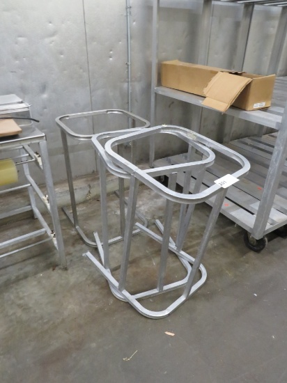 TRASH BAG STAND