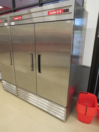 2022 EXCELLENCE CR-43SS SELF-CONTAINED 2-DOOR COOLER