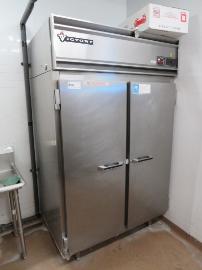 VICTORY SELF-CONTAINED 2-DOOR FREEZER