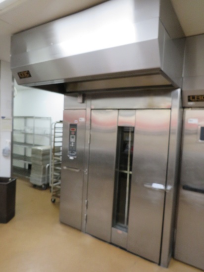 LBC LRO-2G-HE GAS RACK OVEN W/2 RACKS 2010