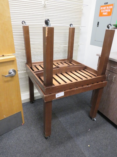 36X36 BAKERY DISPLAY TABLES