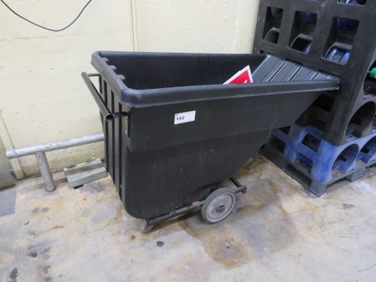 MEESE 1/2 YARD TILT-TRUCK