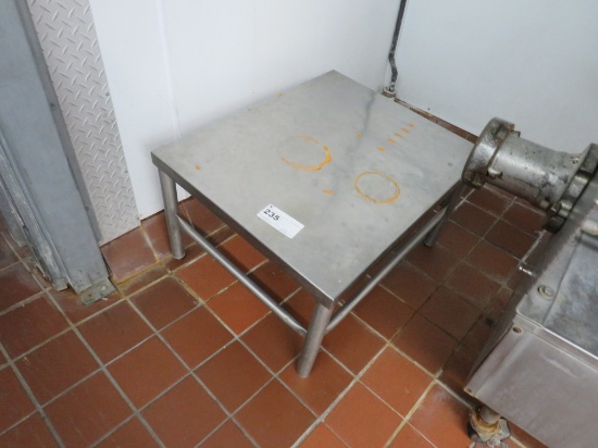 24X35 S/STEEL STAND