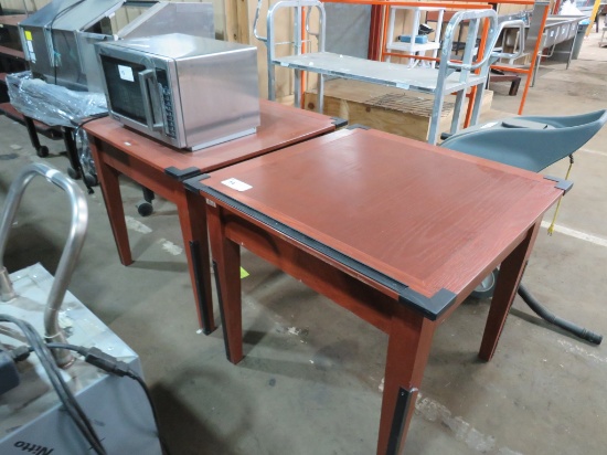 36X36 DISPLAY TABLES