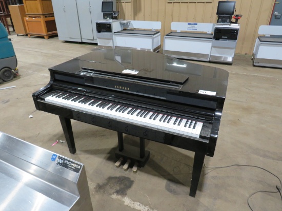 YAMAHA ELECTRIC PIANO