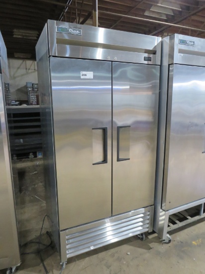 2024 TRUE T-35-HC SELF-CONTAINED 2-DOOR COOLER