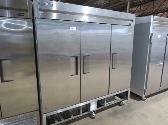 2020 TRUE T-72-HC SELF-CONTAINED 3-DOOR COOLER